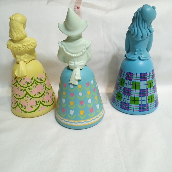 𝅺SET of 3 Avon perfume bottles - Picture 2 of 6